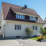 Haus Sonnenschein アパート *